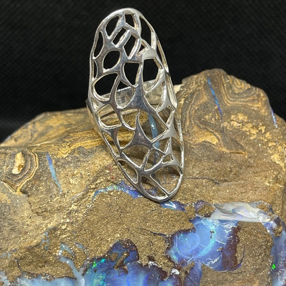Sterling Silver Carved "Lacy" Statement Ring - Picture 3 of 7